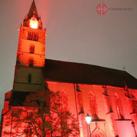 Machen Sie mit beim Red Wednesday 2026