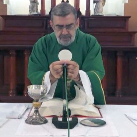 Ihre Hilfe für Priester weltweit